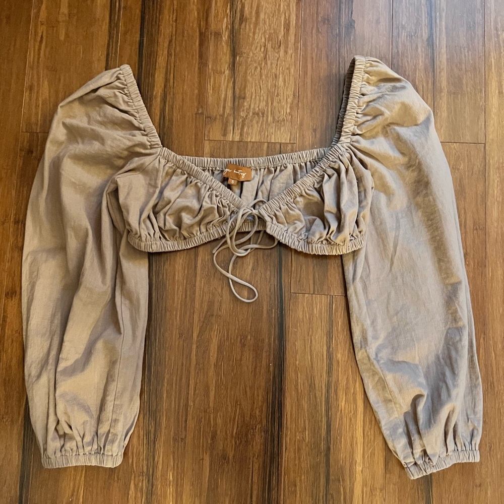 Brown long sleeve crop top
